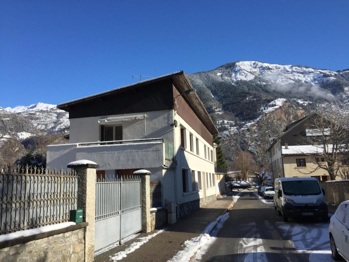 Superbe Appartement A Bourg D'Oisans Avec Terrasse Sud Le Bourg-d'Oisans Bagian luar foto