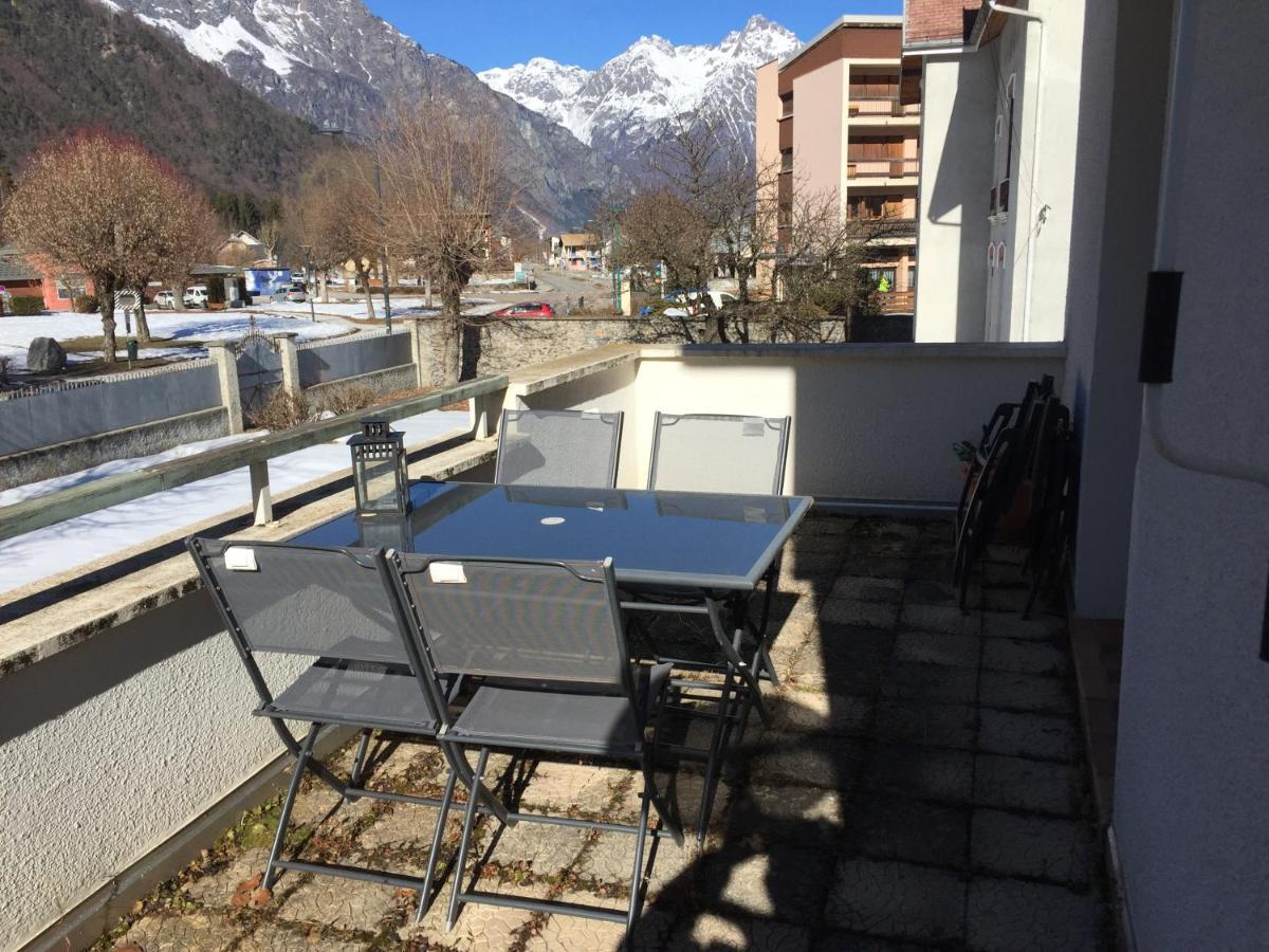Superbe Appartement A Bourg D'Oisans Avec Terrasse Sud Le Bourg-d'Oisans Bagian luar foto