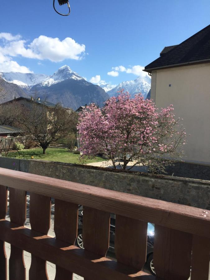 Superbe Appartement A Bourg D'Oisans Avec Terrasse Sud Le Bourg-d'Oisans Bagian luar foto